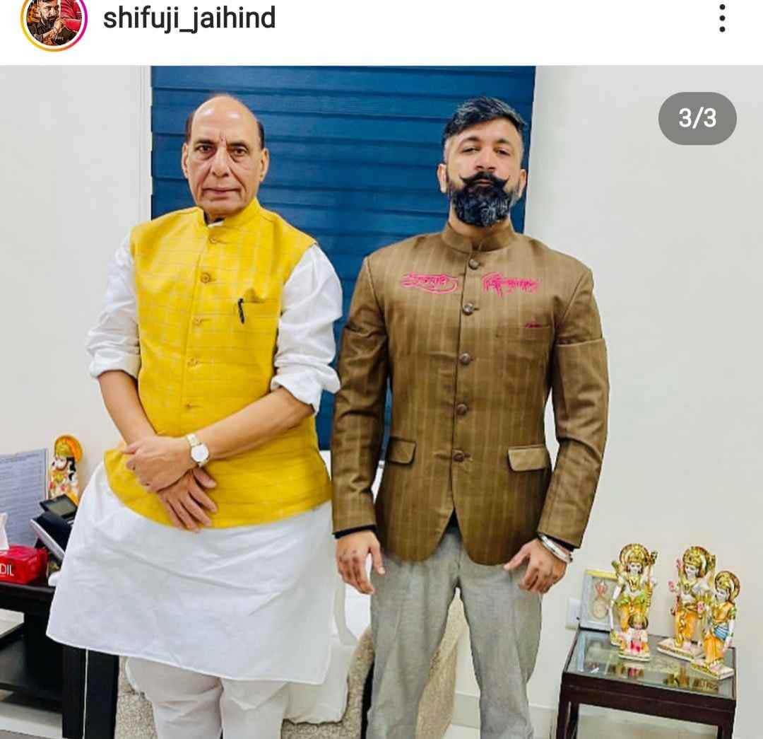 Ram Darbar Statue at Defense Minister (GOI) Mr. Rajnath Singh Ji's Office Ram Darbar Statue at Defense Minister (GOI) Mr. Rajnath Singh Ji's Office