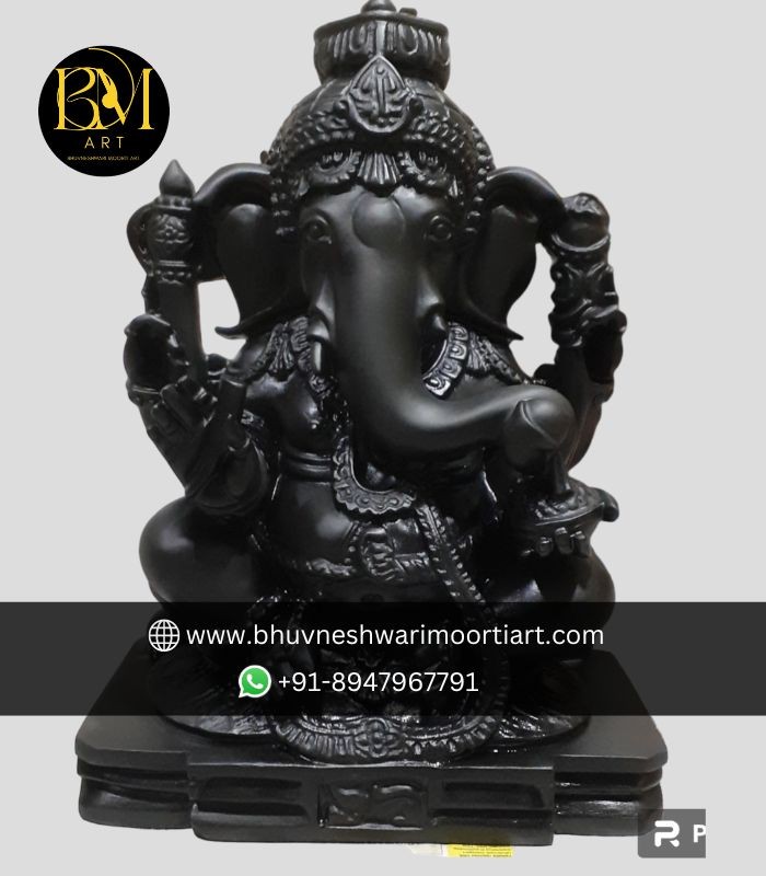 Black Marble Vinayagar / Ganpati Statue